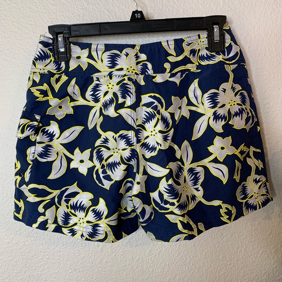 Junior’s Beach Rays Flowered Board Shorts - Picture 5 of 8